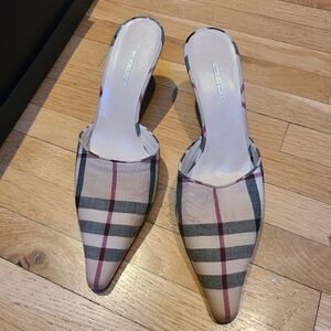 Burbury Nova Check Unico kitten heel